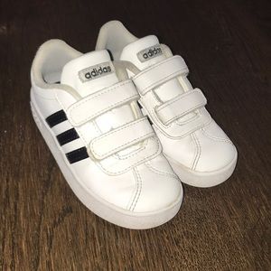Adidas baseline toddler sneaker